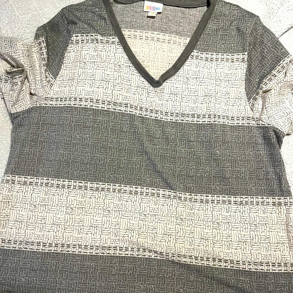 Lularoe Iris